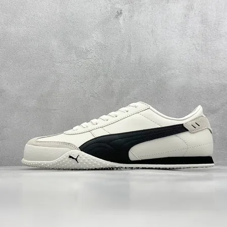 プーマ カジュアルシューズ