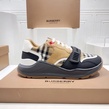 バーバリー ス スニーカー