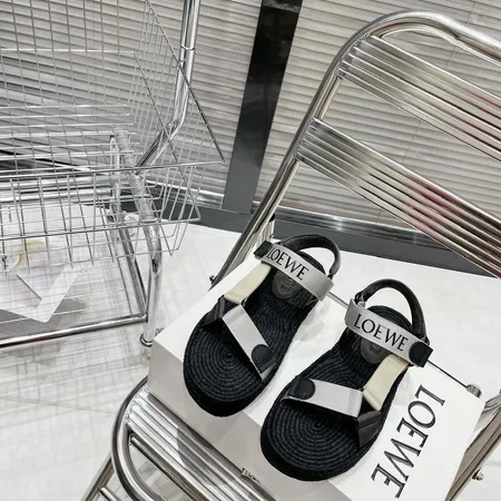 ロエベ サンダル