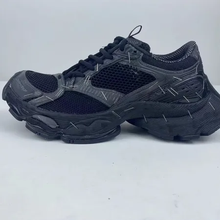 バレンシアガ スニーカー