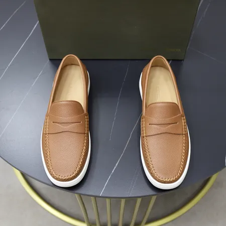 ボッテガ ヴェネタ ビジネスシューズ