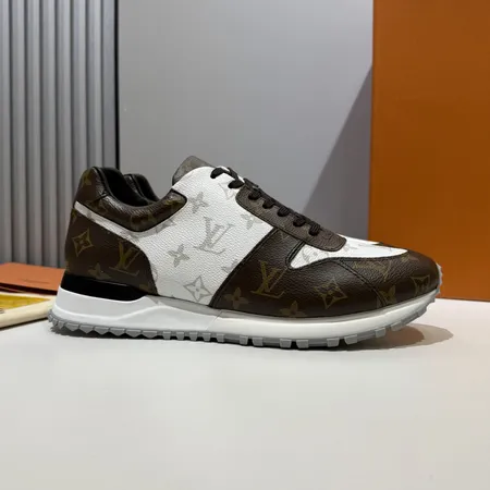 ルイヴィトン スニーカー