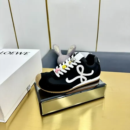 ロエベ カジュアルシューズ