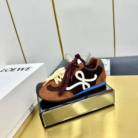 ロエベ カジュアルシューズ