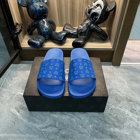 エムシーエム スリッパ