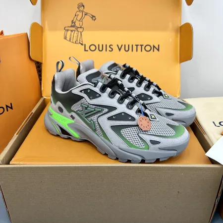 ルイヴィトン スニーカー