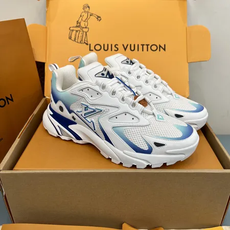 ルイヴィトン スニーカー