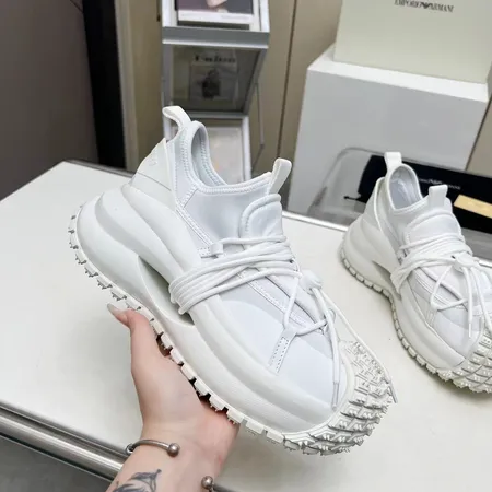 アルマーニ スニーカー