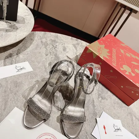クリスチャン・ルブタン サンダル