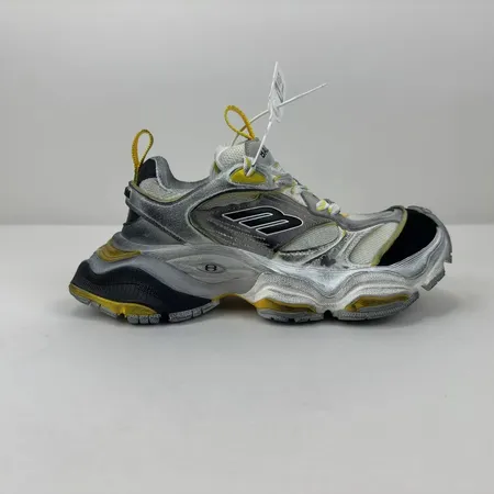 バレンシアガ スニーカー