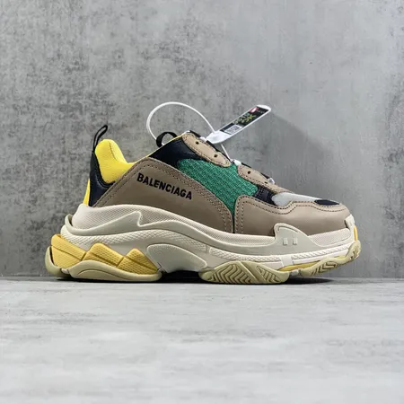 バレンシアガ スニーカー