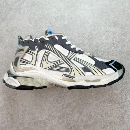 バレンシアガ スニーカー