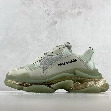 バレンシアガ スニーカー