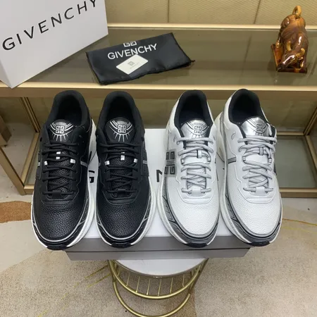 ジバンシィ スニーカー