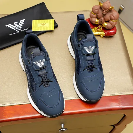 アルマーニ スニーカー