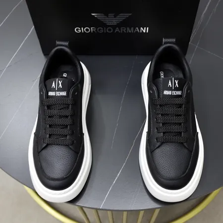 アルマーニ カジュアルシューズ