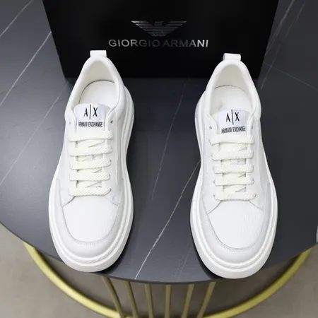 アルマーニ カジュアルシューズ