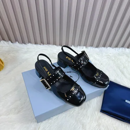プラダ サンダル