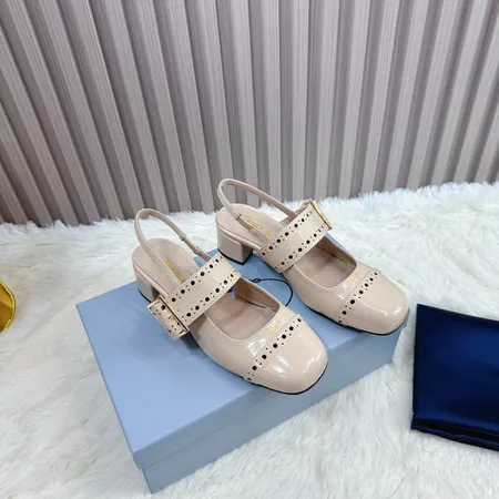 プラダ サンダル