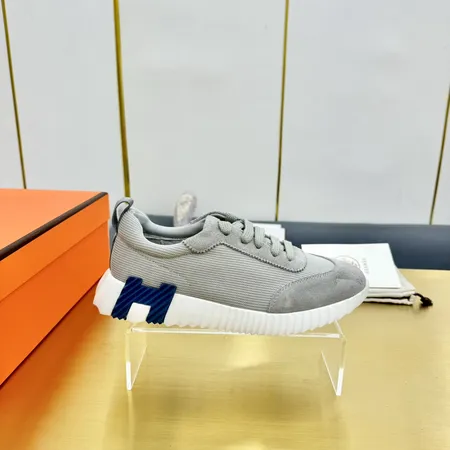 エルメス スニーカー