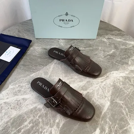 プラダ スリッパ
