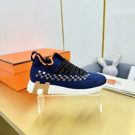 エルメス スニーカー