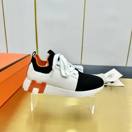 エルメス スニーカー