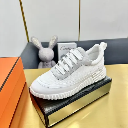 エルメス スニーカー