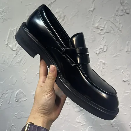 プラダ ビジネスシューズ