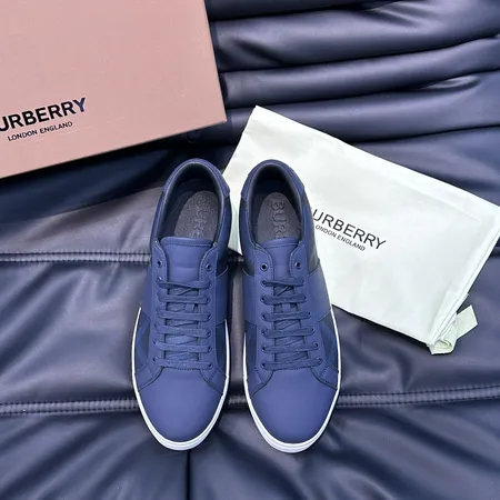 バーバリー ス カジュアルシューズ