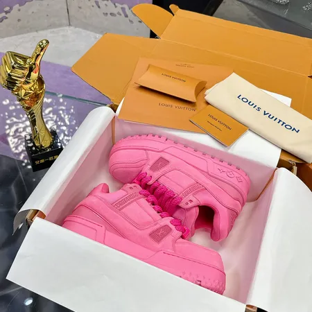 ルイヴィトン カジュアルシューズ