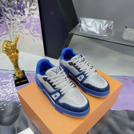 ルイヴィトン カジュアルシューズ