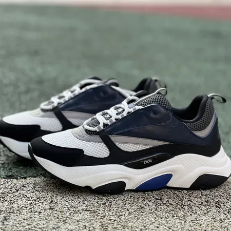 ディオール スニーカー