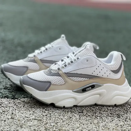 ディオール スニーカー