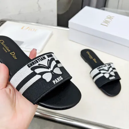 ディオール スリッパ