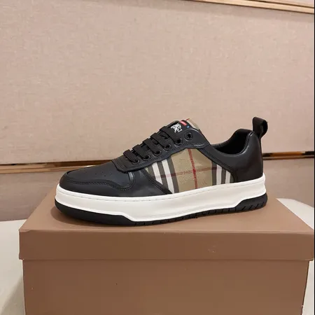 バーバリー ス カジュアルシューズ