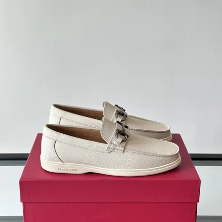 フェラガモ ビジネスシューズ