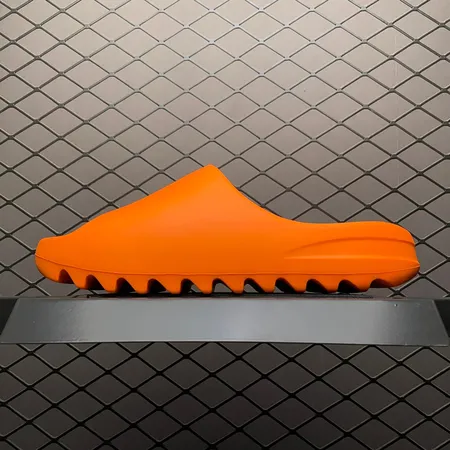 アディダス スリッパ