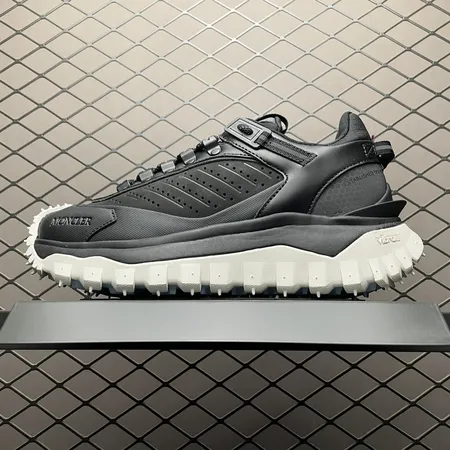 モンクレール スニーカー