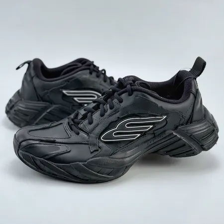 バレンシアガ スニーカー