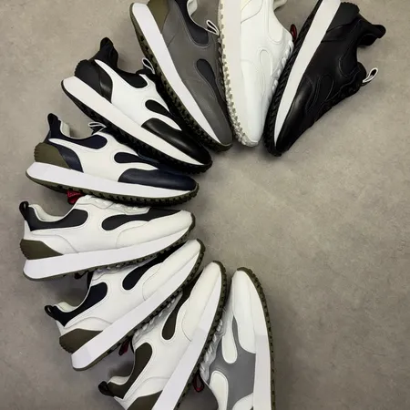 ジバンシィ スニーカー