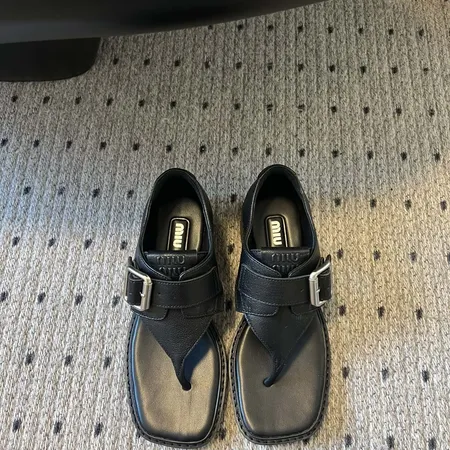 ミュウミュウ サンダル