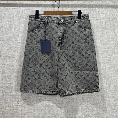 ルイヴィトン ショートパンツ