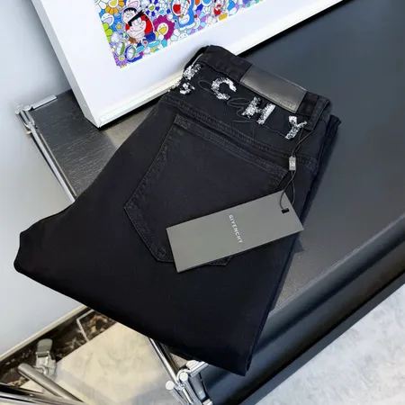 ジバンシィ ジーンズ