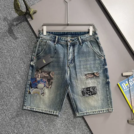 フェンディ ショートパンツ