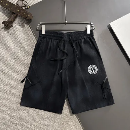 ストーンアイランド ショートパンツ