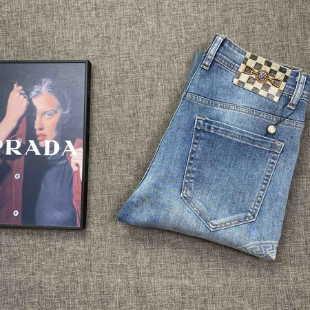 ヴェルサーチ ジーンズ