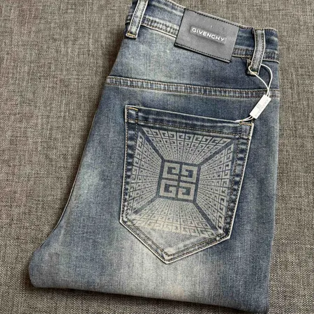 ジバンシィ ジーンズ