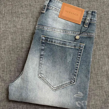ヴェルサーチ ジーンズ
