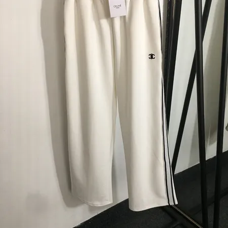 セリーヌ カジュアルパンツ